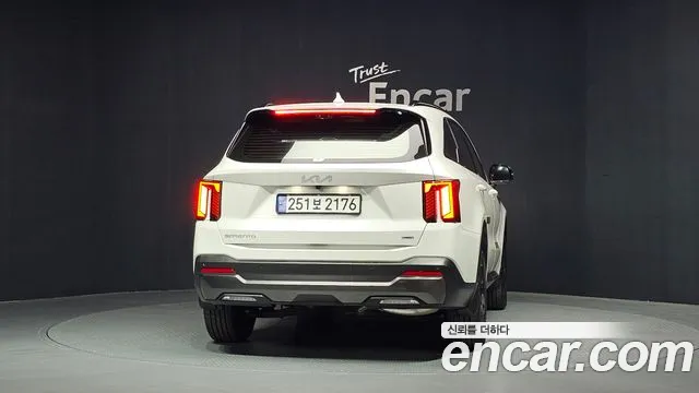 Kia Sorento — фото 4