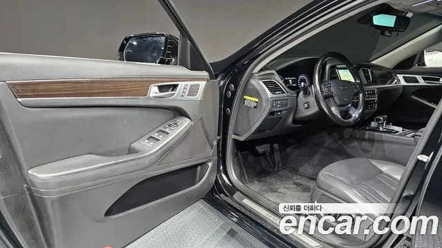 Genesis G80 — фото 10
