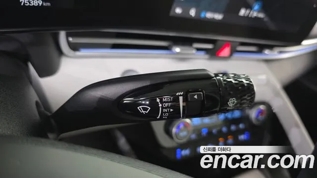 Hyundai Avante — фото 31