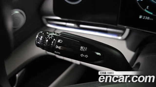 Hyundai Avante — фото 32