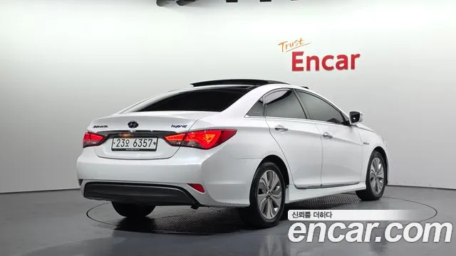 Hyundai Sonata — фото 2