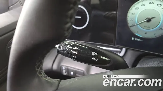 Hyundai Avante — фото 28