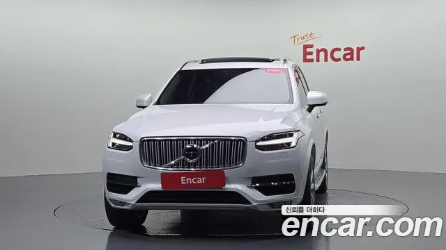 Volvo XC90 — фото 2