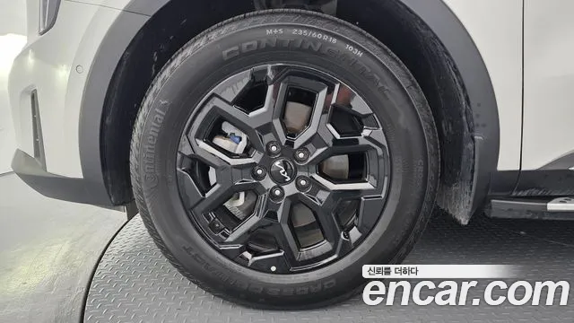 Kia Sorento — фото 5