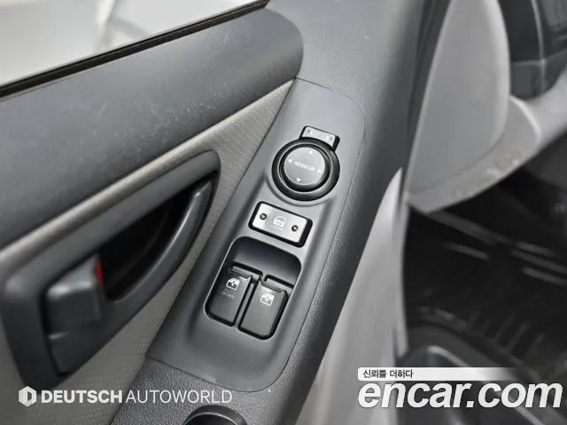 Hyundai Starex — фото 18