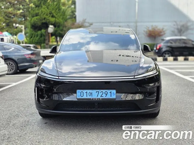 Tesla Model Y — фото 2