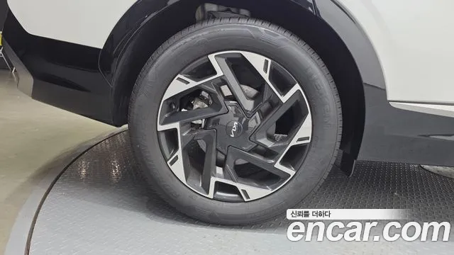 Kia Sportage — фото 5