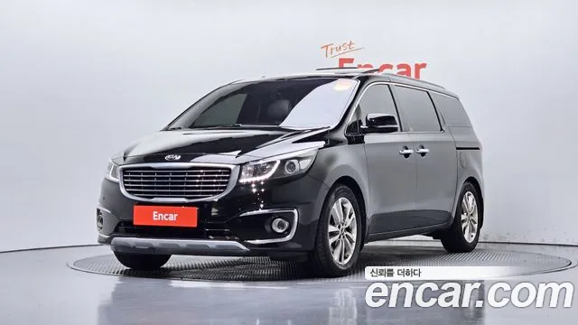 Kia Carnival — фото 1