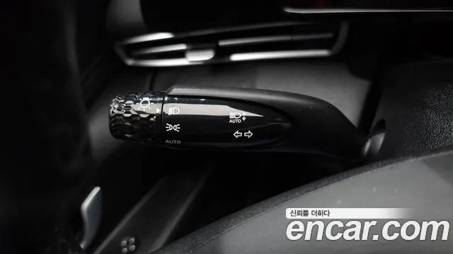 Hyundai Avante — фото 18