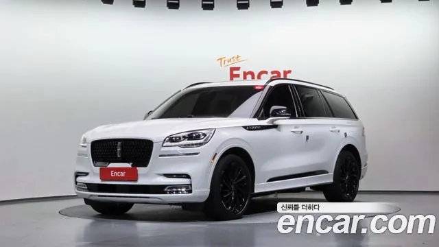 Lincoln Aviator — фото 1