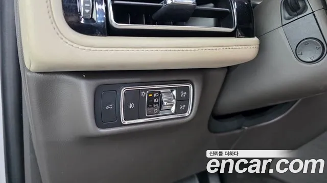 Lincoln Aviator — фото 17