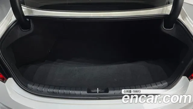 Hyundai Grandeur — фото 18