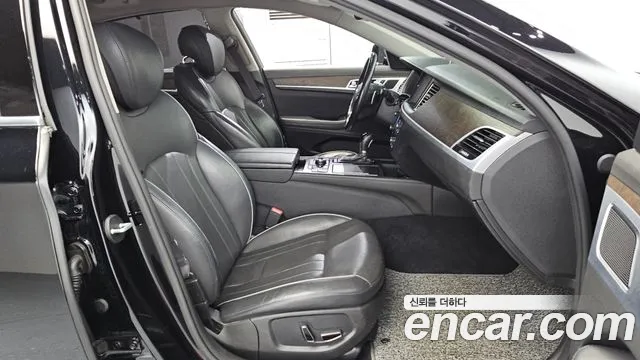 Hyundai Genesis — фото 12