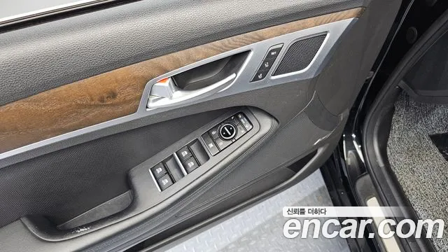 Hyundai Genesis — фото 13