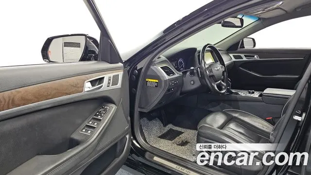 Hyundai Genesis — фото 10
