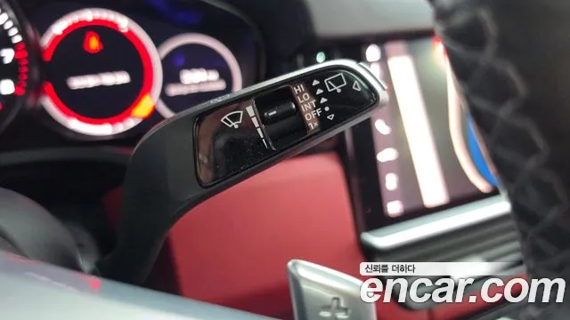 Porsche Cayenne — фото 37