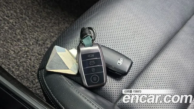 Kia Sorento — фото 15