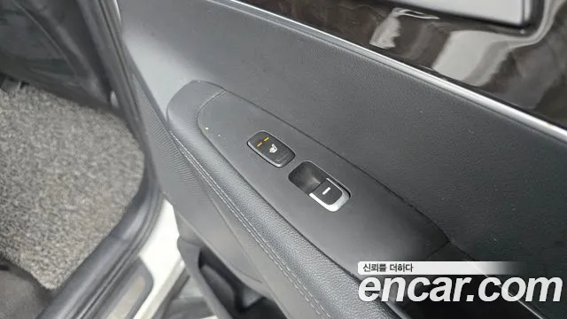 Kia Sorento — фото 17