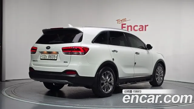 Kia Sorento — фото 2