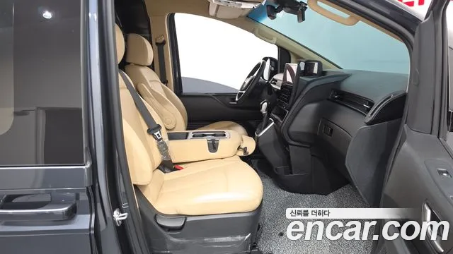 Hyundai Staria — фото 26