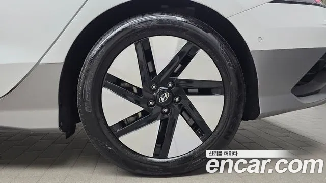 Hyundai Ioniq 6 — фото 21