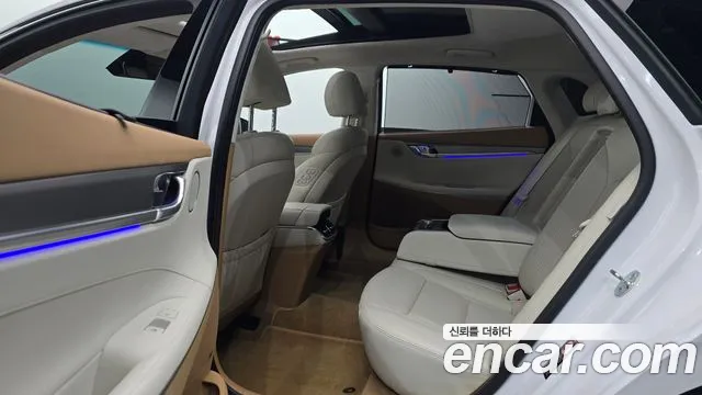 Hyundai Grandeur — фото 11