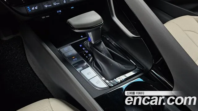 Hyundai Avante — фото 8
