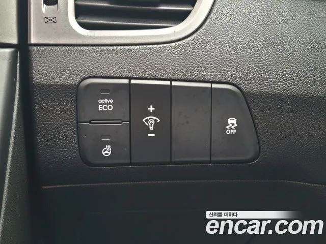 Hyundai Avante — фото 19