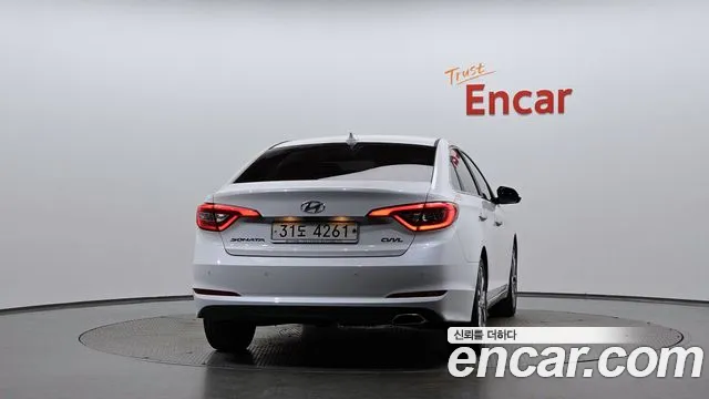Hyundai Sonata — фото 4
