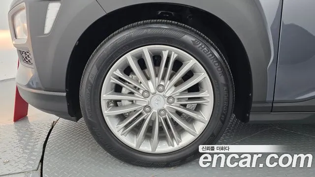 Hyundai Kona — фото 5