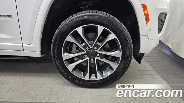 Jeep Cherokee — фото 21