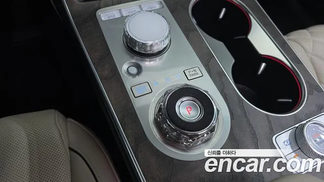 Genesis GV80 — фото 9