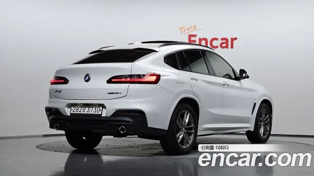 BMW X4 — фото 1
