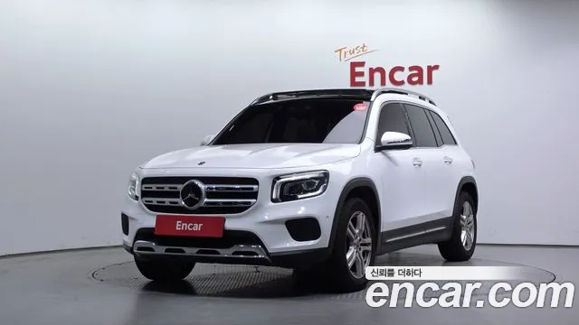 Mercedes-Benz GLB-Class — фото 1