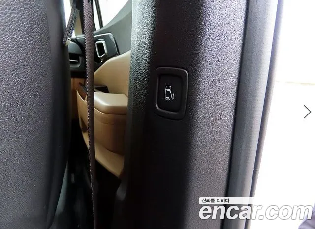Kia Carnival — фото 16