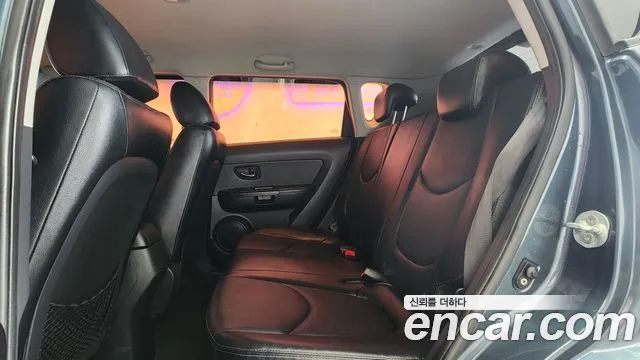 Kia Soul — фото 14