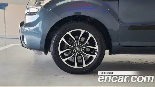 Kia Soul — фото 8