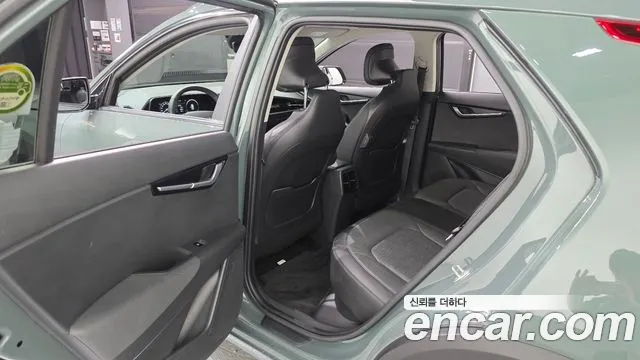 Kia Niro — фото 11