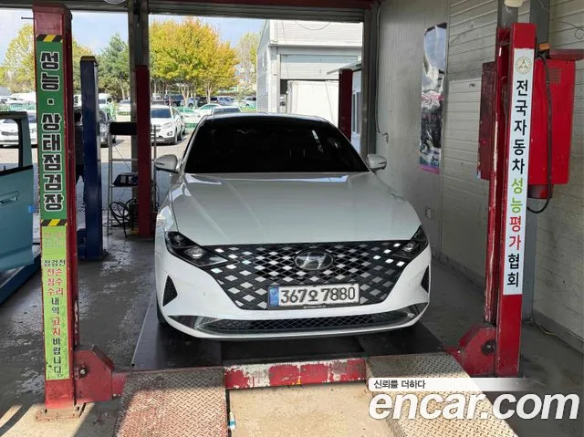 Hyundai Grandeur — фото 1
