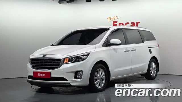 Kia Carnival — фото 1
