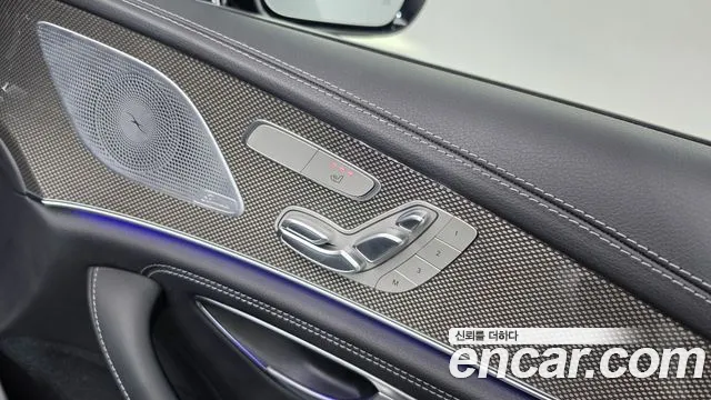 Mercedes-Benz CLS-Class — фото 19
