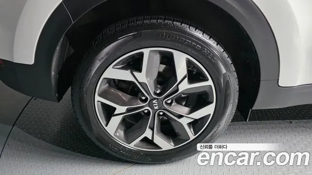 Kia Sportage — фото 5