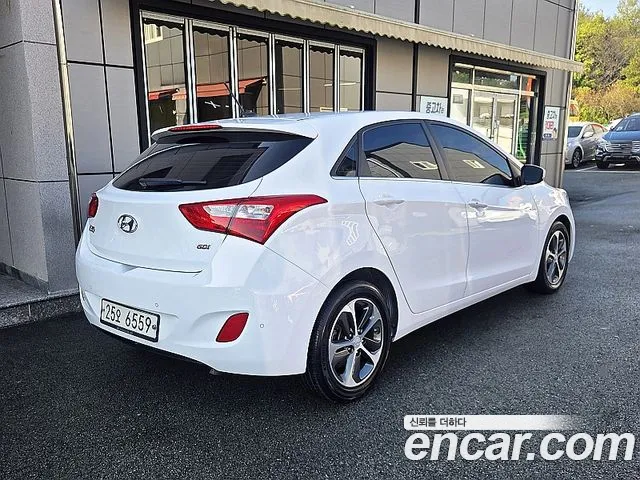 Hyundai i30 — фото 3