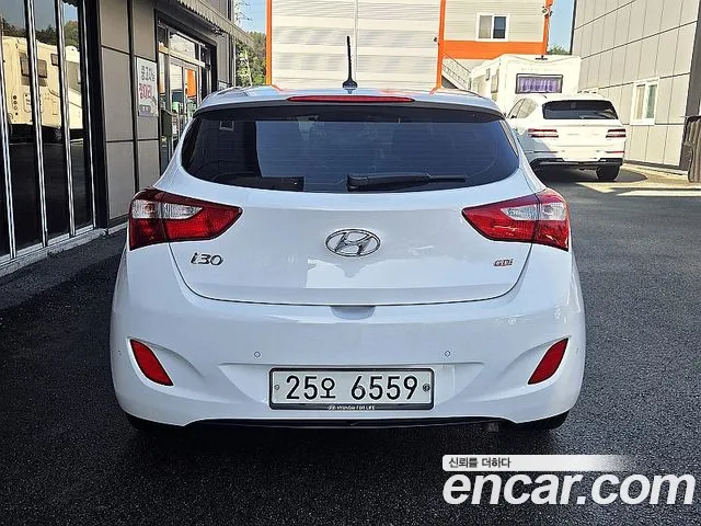 Hyundai i30 — фото 4