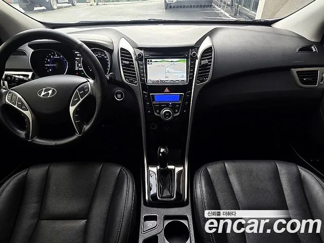 Hyundai i30 — фото 5