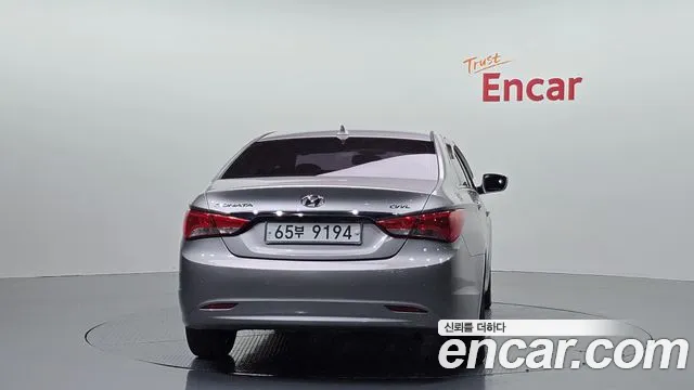 Hyundai Sonata — фото 4