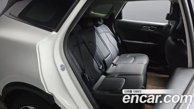 Kia Sportage — фото 11