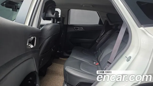 Kia Sportage — фото 12