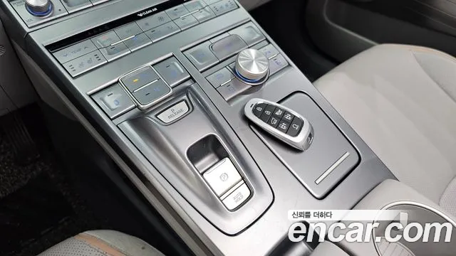 Hyundai Nexo — фото 9