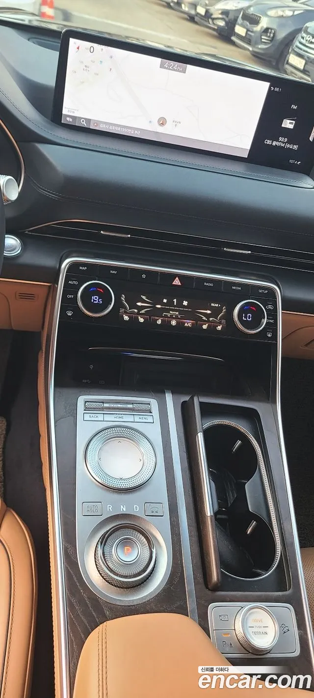 Genesis GV80 — фото 10